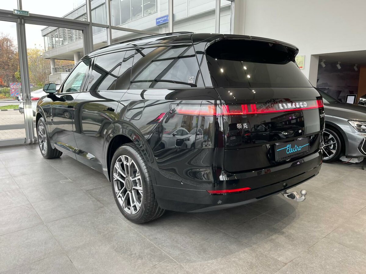 Открыть фотографии: Lynk & Co 900