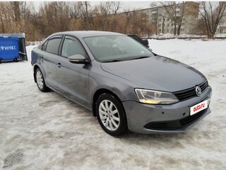 2014 Volkswagen Jetta VI Рестайлинг, серый, 700000 рублей, вид 3