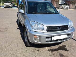 2001 Toyota RAV4 II (XA20), серебристый, 750000 рублей, вид 2