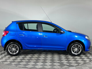 2016 Renault Sandero II, синий, 797000 рублей, вид 5