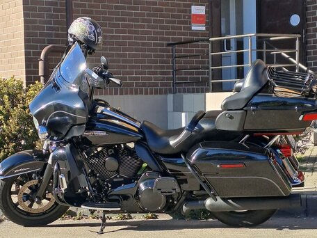 2016 Harley-Davidson Electra Glide, чёрный, 1250000 рублей, вид 1