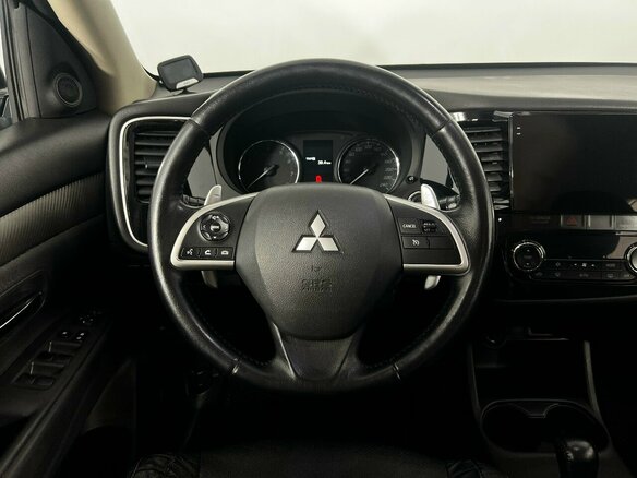 2014 Mitsubishi Outlander III Рестайлинг, серый, 1550000 рублей - вид 14