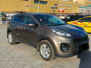 2017 Kia Sportage IV, коричневый, 1650000 рублей, вид 3