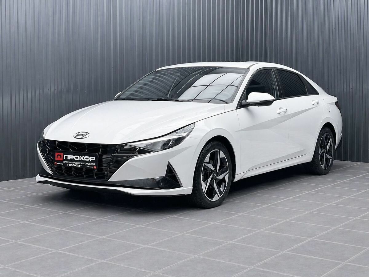 Открыть фотографии: Hyundai Elantra VII (CN7)