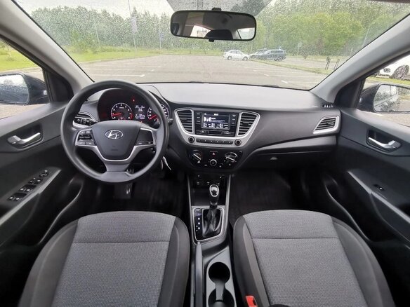 2020 Hyundai Solaris II Рестайлинг, чёрный, 1170000 рублей - вид 11