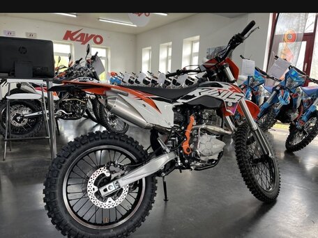 2024 Kews K10 CB300F, оранжевый, 160000 рублей, вид 3