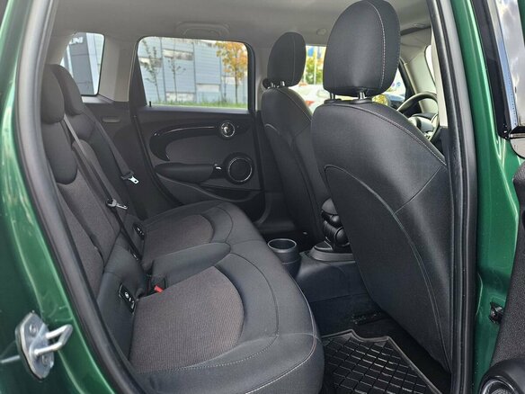 2019 Mini Hatch Cooper III (F55/F56) Рестайлинг, зелёный, 2050000 рублей - вид 13