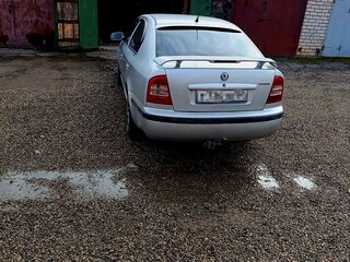 2001 Skoda Octavia I (A4) Рестайлинг, серебристый, 320000 рублей, вид 3