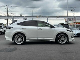 2017 Toyota Harrier III (XU60), белый, 2050004 рублей, вид 2