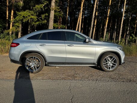 2015 Mercedes-Benz GLE Coupe 400 I (C292), серебристый, 3250000 рублей, вид 5