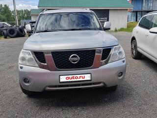 2010 Nissan Patrol VI (Y62), серебристый, 1700000 рублей, вид 2
