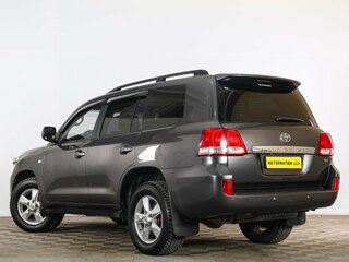 2010 Toyota Land Cruiser 200 Series, серый, 2999000 рублей, вид 4