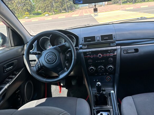 2008 Mazda 3 I (BK) Рестайлинг, красный, 450000 рублей - вид 5