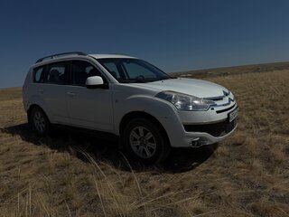 2010 Citroen C-Crosser, белый, 750000 рублей, вид 2