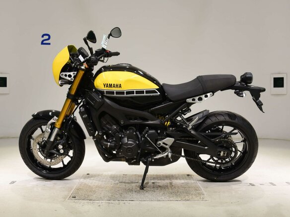 2016 Yamaha XSR900, жёлтый