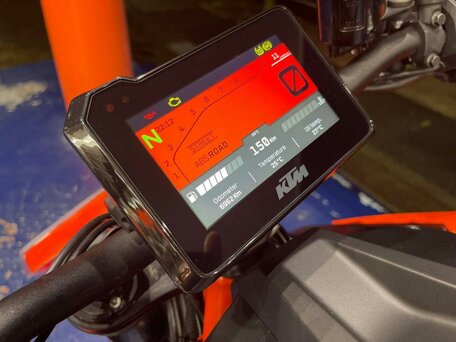2021 KTM 1290 Super Duke R, оранжевый, 1277000 рублей, вид 5