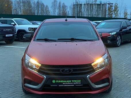 2018 Lada (ВАЗ) Vesta I, красный, 880000 рублей, вид 3