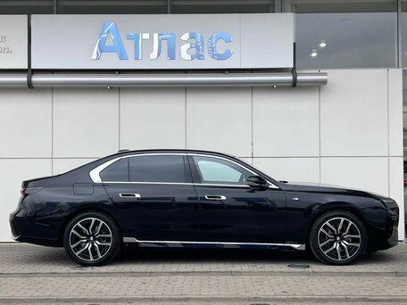 2024 BMW 7 серии 740d xDrive VII (G70), чёрный, 12990000 рублей, вид 4
