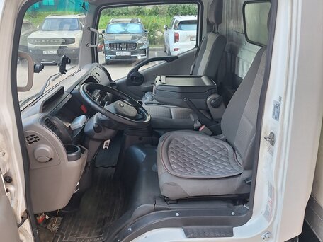 2012 Nissan Cabstar, белый, 1600000 рублей, вид 5