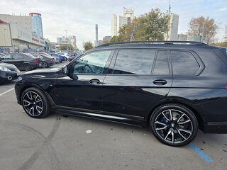 2019 BMW X7 40i I (G07), чёрный, 6850000 рублей, вид 3