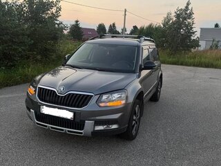 2015 Skoda Yeti I Рестайлинг, серый, 908000 рублей, вид 1