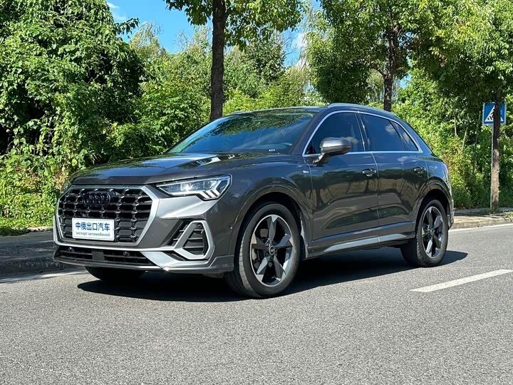 Открыть фотографии: Audi Q3 II (F3)