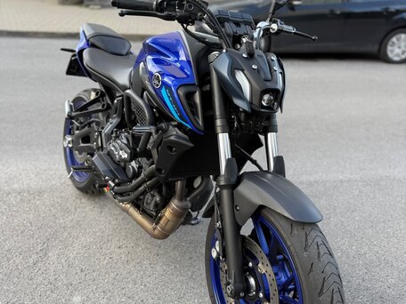2023 Yamaha MT-07 (FZ-07), синий, 925000 рублей, вид 1