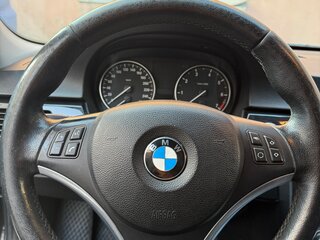 2010 BMW 3 серии 320i V (E90/E91/E92/E93) Рестайлинг, чёрный, 1190000 рублей, вид 5