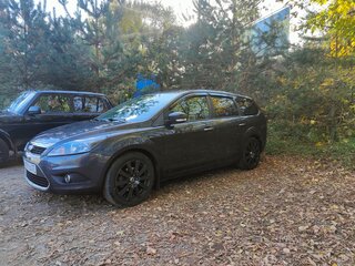 2011 Ford Focus II Рестайлинг, серый, 830000 рублей, вид 3