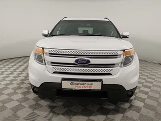2014 Ford Explorer V, белый, 1945000 рублей, вид 2