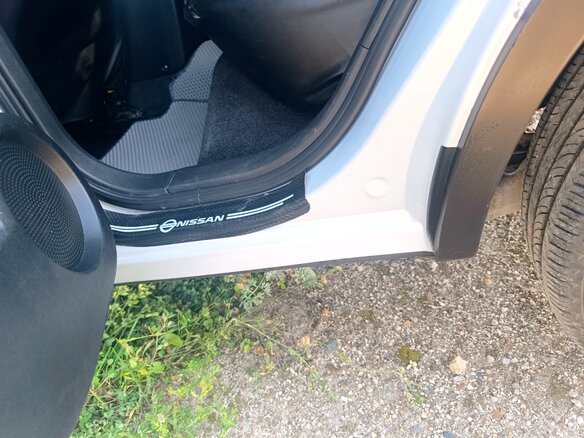 2007 Nissan Qashqai I, серебристый - вид 16