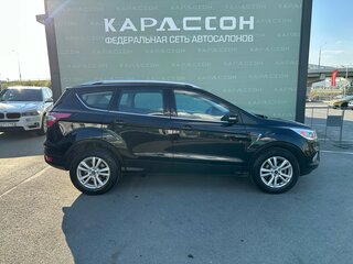 2017 Ford Kuga II Рестайлинг, чёрный, 1685000 рублей, вид 4