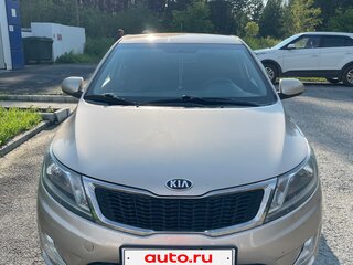 2013 Kia Rio III, бежевый, 760000 рублей, вид 2
