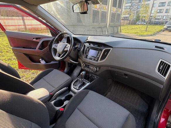 2019 Hyundai Creta I, красный, 1700000 рублей - вид 4