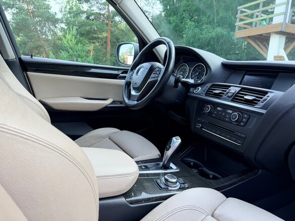 2012 BMW X3 20d xDrive II (F25), белый, 1695000 рублей - вид 10