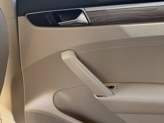 2016 Volkswagen Passat B8, белый, 1700000 рублей, вид 2