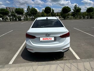 2018 Hyundai Solaris II, белый, 950000 рублей, вид 3