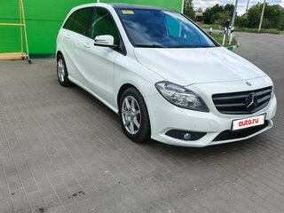 2012 Mercedes-Benz B-Класс 200 II (W246), белый, 1205000 рублей, вид 1