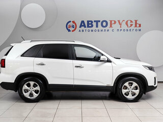 2019 Kia Sorento II Рестайлинг, белый, 1879000 рублей, вид 5