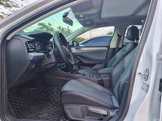 2023 Volkswagen Sagitar III Рестайлинг, белый, 1360000 рублей, вид 4