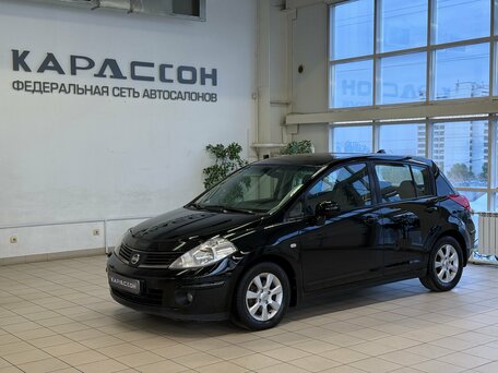 Nissan Tiida I