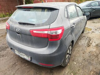 2014 Kia Rio 4-speed III, серый, 729000 рублей, вид 5