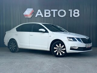 2019 Skoda Octavia III (A7) Рестайлинг, белый, 1759000 рублей, вид 2