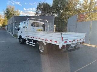 2024 Isuzu Elf (N-series), белый, 2350000 рублей, вид 4