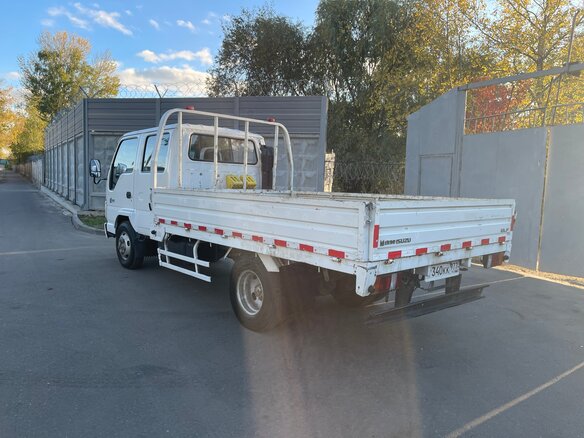 2024 Isuzu Elf (N-series), белый, 2350000 рублей - вид 3