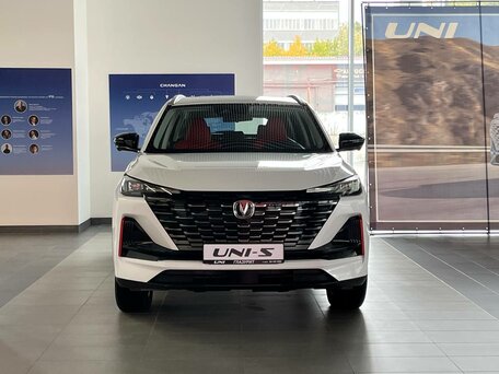 2025 Changan UNI-S I, белый, 3179900 рублей, вид 2