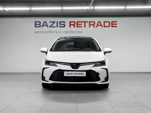 2021 Toyota Corolla XII (E210), белый, 1925000 рублей - вид 1