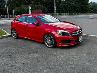 2014 Mercedes-Benz A-Класс 180 III (W176), красный, 1550000 рублей, вид 2
