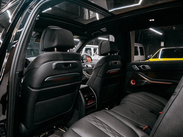 2026 BMW X7 40d I (G07) Рестайлинг, чёрный, 18300000 рублей - вид 23