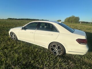 2014 Mercedes-Benz E-Класс 200 IV (W212, S212, C207) Рестайлинг, белый, 1800000 рублей, вид 5